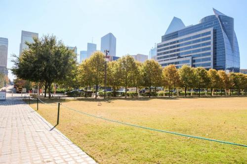 Apartamento Contemporary 1br | Arts + Dining + Shopping