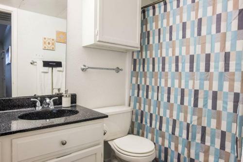 Apartamento Explore Dallas Near Turtle Creek & Trail | Parking