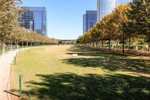 Apartamento Experience Dallas Hotspots | Prime Uptown Location