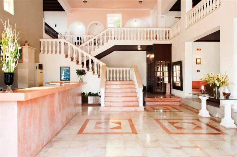 Hotel Corfu Village
