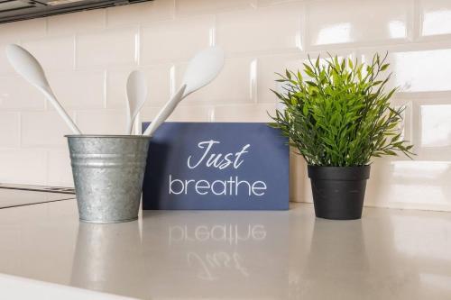 Apartamento Modern Industrial | Historic 1br @ Prime Location