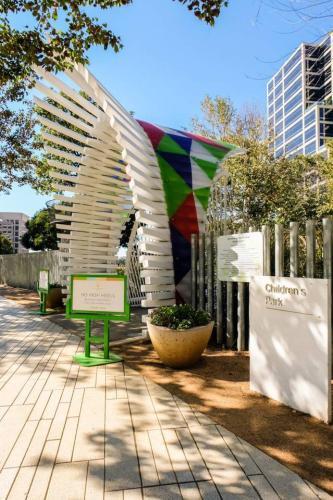 Apartamento Modern Industrial | Historic 1br @ Prime Location