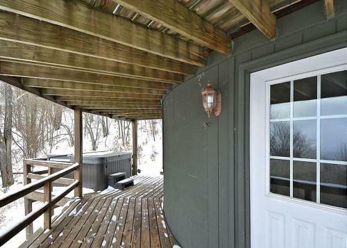 Round To It Three-bedroom Chalet