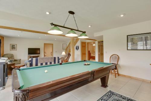 Moosie Chalet Four-bedroom Chalet