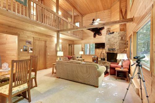 Otters Den Four-bedroom Chalet