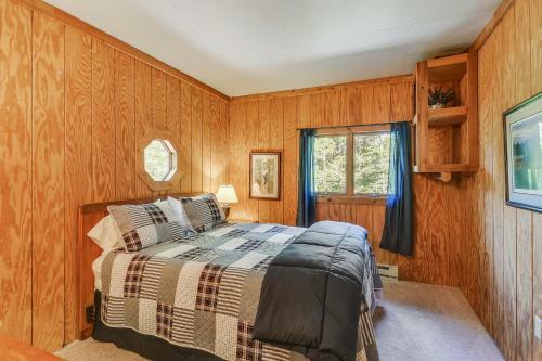 Otters Den Four-bedroom Chalet