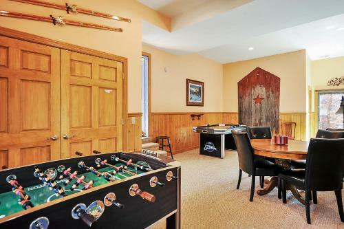 Sunnyside Five-bedroom Chalet
