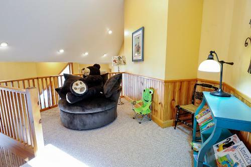 Sunnyside Five-bedroom Chalet