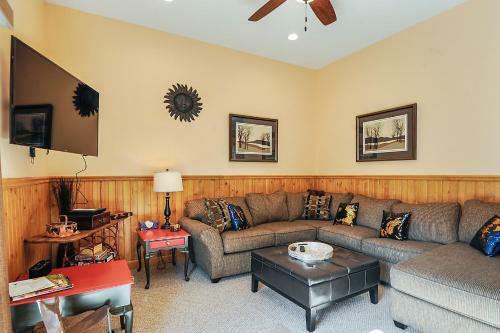 Sunnyside Five-bedroom Chalet