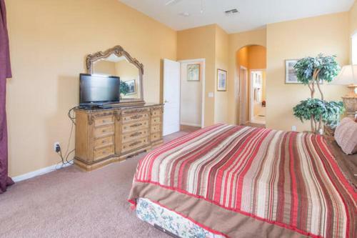 550 Prestwick Villa #50574