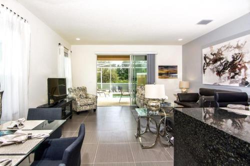 Tranquil Villa 1540