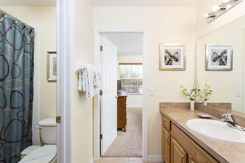 Legacy Park Villa 312