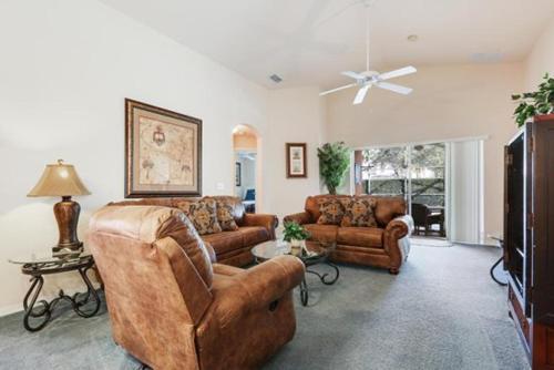 Woodcrest Lodging 17521