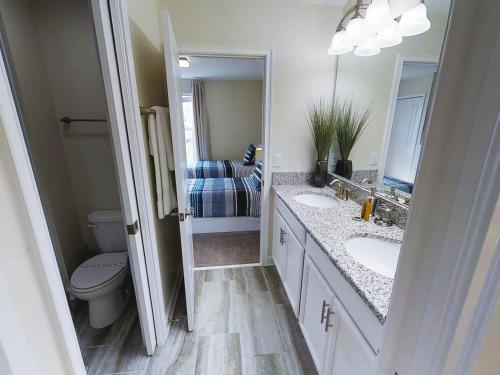 Aco Six Bedroom Home In Champions Gate (1705)