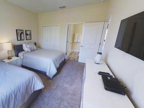 Aco Six Bedroom Home In Champions Gate (1705)