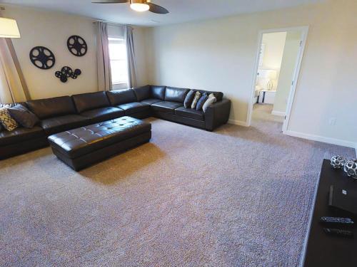Aco Six Bedroom Home In Champions Gate (1705)