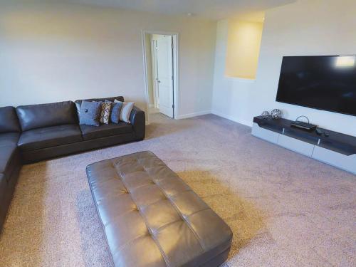 Aco Six Bedroom Home In Champions Gate (1705)