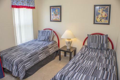 Mark's Sunrise Lakes Villa - Four Bedroom Home