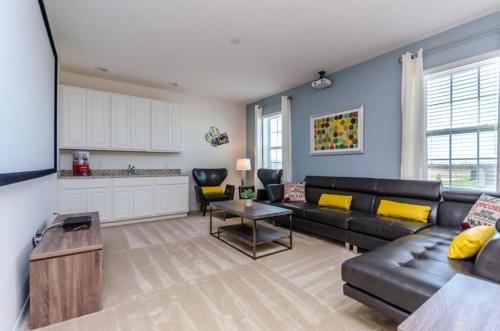 Solterra Blvd Villa 6160boa