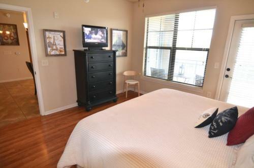 Charo 431 906 Apartment