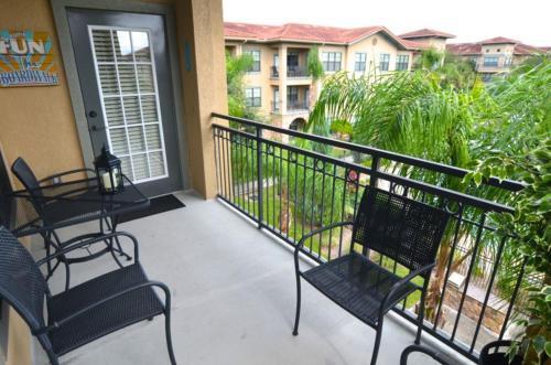 Charo 431 906 Apartment