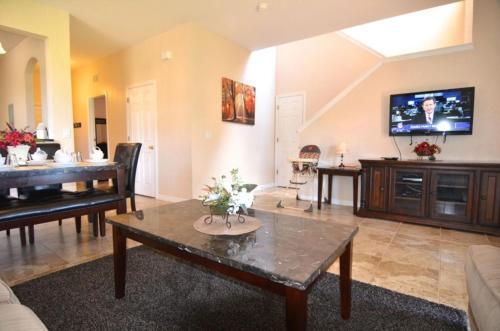 La Mirage Apartment 745