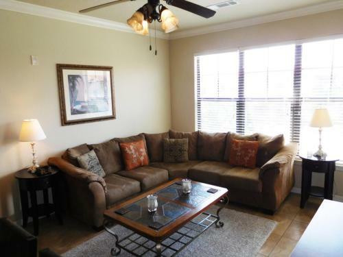 Charo Apartment # 904-537