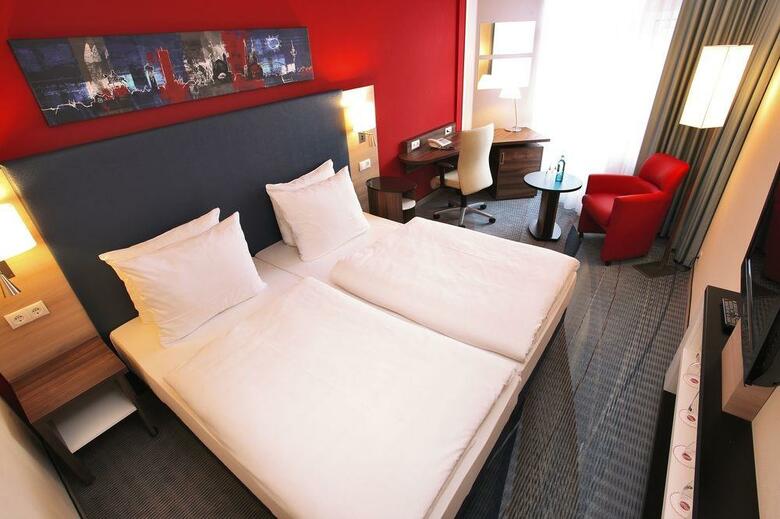 Hotel Ramada Bruhl