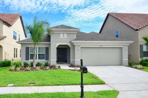 Home Close To Disney