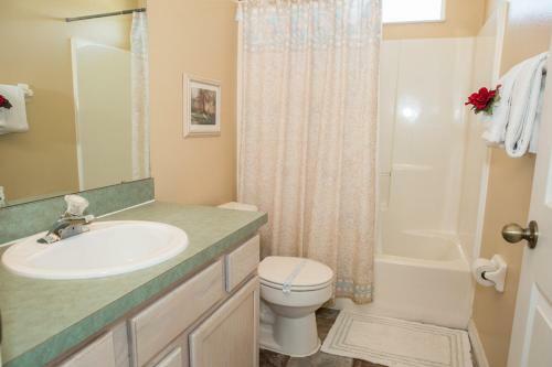 Albert's Westridge Villa - Three Bedroom Home