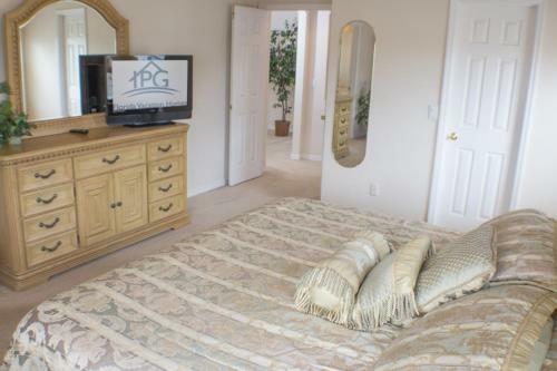 Frank's Highland Reserve Villa - Five Bedroom Home