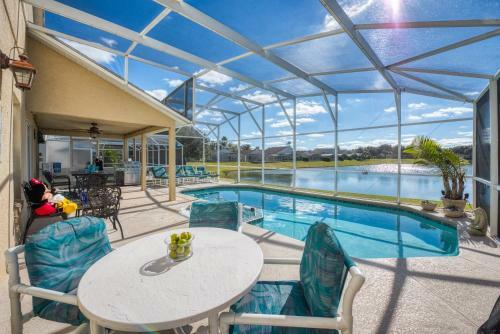 Lakeside Villa Bloomingdale