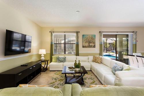 Champions Gate - Eight Bedroom Home - Cg016