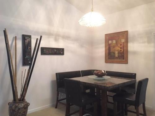 Markham Casa 15226