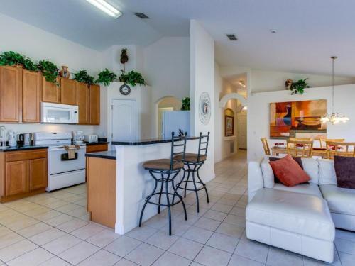 Sundrop Villa