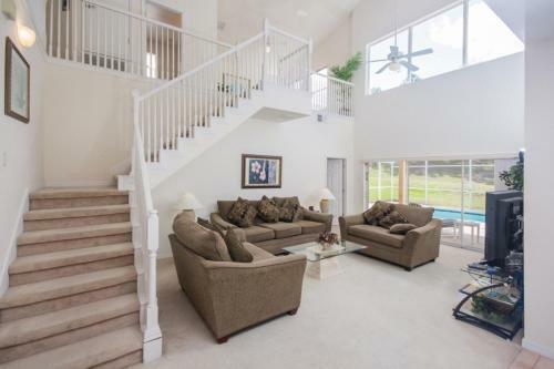 Exotic Nest - Five Bedroom Home