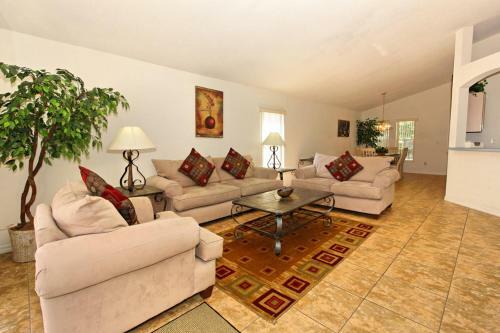 Kim's Highlands Reserve Villa - Four Bedroom Home