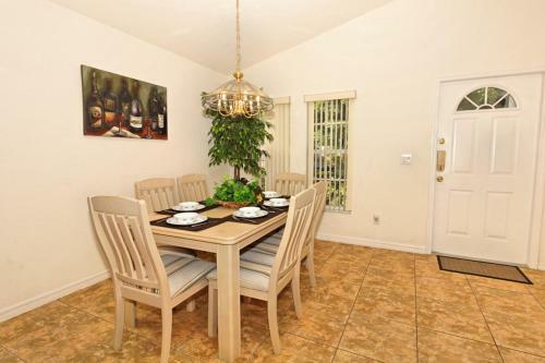 Kim's Highlands Reserve Villa - Four Bedroom Home
