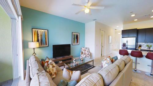 Aco - 4 Bd With Private Pool (1701)