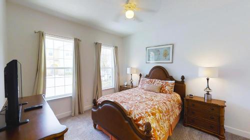 Aco - 4 Bd With Private Pool (1701)