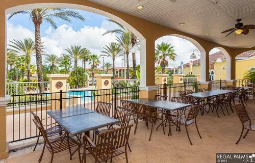 Villa Regal Palms 257