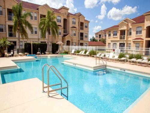 Mickey's Pool View