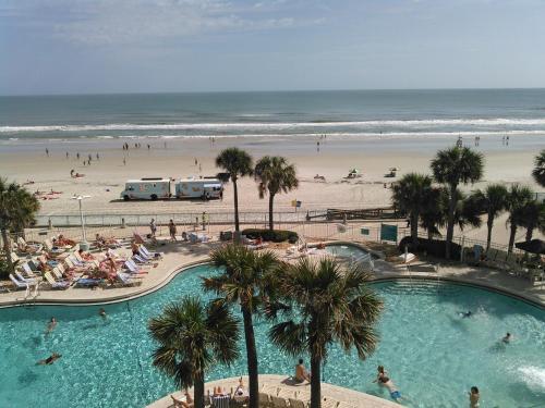Ocean Walk 2br 2120