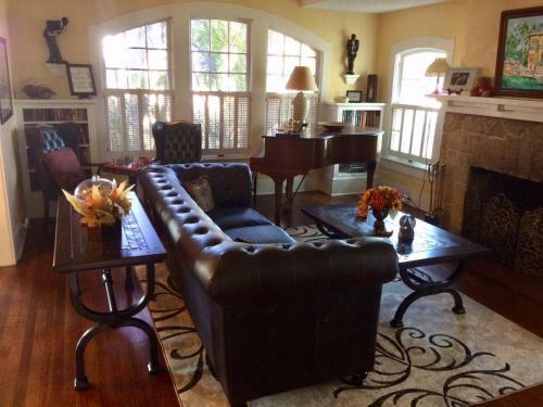 Bed & Breakfast The German Berl� Inn