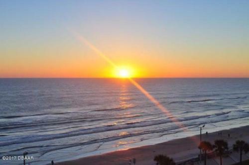 Ocean Walk Resort 1709