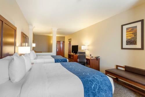 Hotel Comfort Suites Near Denver Downtown