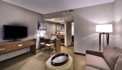 Hotel Embassy Suites Denver Stapleton
