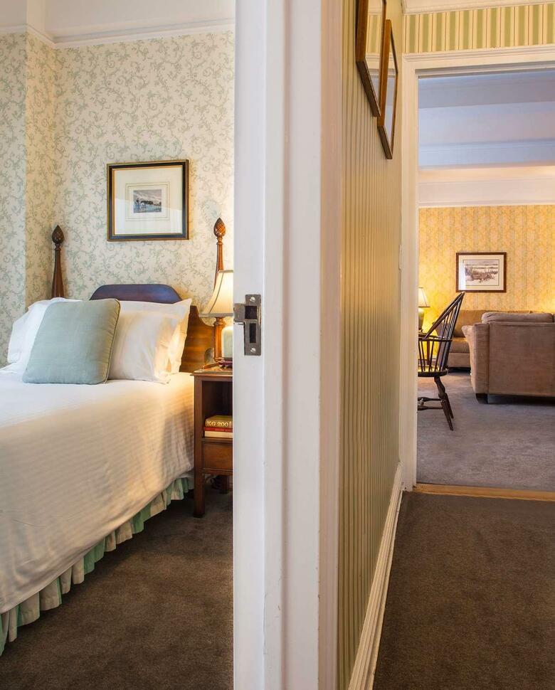 Hotel Roger Smith