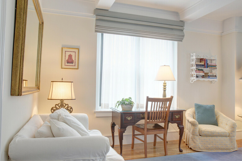 Hotel Roger Smith
