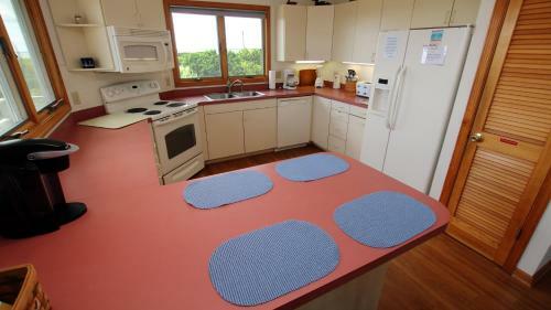 Topside Home